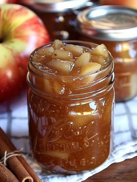 Carmel Apple Jelly, Caramel Apple Coffee Jam, Spiced Apple Jelly, Caramel Apple Jam, Caramel Apple Jam No Pectin, Charlotte Smith, Lavender Shortbread Cookies, Mix Fruit, Creamsicle Cake