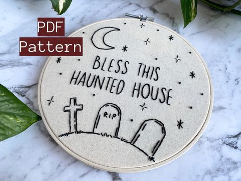 Diy Grave Yard, Witch Embroidery, Embroidery Halloween, Grave Yard, Holiday Embroidery, Nursery Patterns, Diy Nursery, Halloween Embroidery, Hand Embroidery Projects