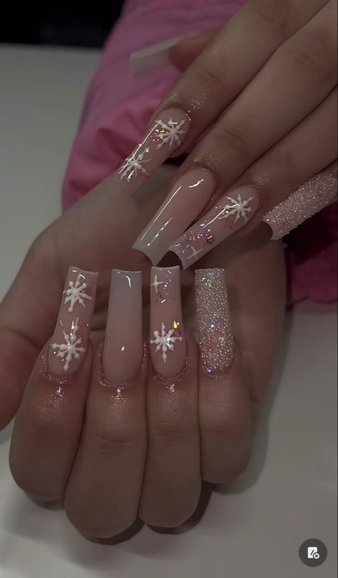 Xmas Nails Natural, Neutral Holiday Nails Square, Tan Winter Nails, Pink Christmas Acrylics, Xmas Nails Matte, Winter Sets Nails, Nude Christmas Nails Acrylic, Beige Christmas Nails, Nude Christmas Nail Designs