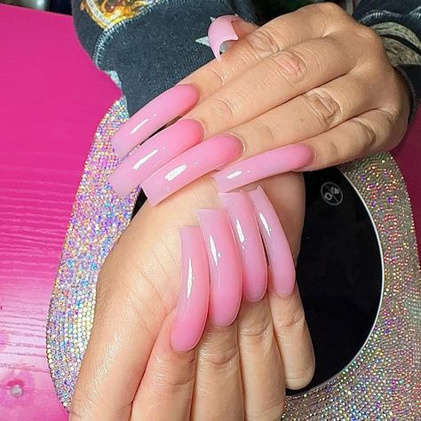 know YTV gone eat up some curve nails every. single. time. . . . . . #atlnailtech #curvenails | Instagram Square Curved Acrylic Nails, Pink Curved Nails, Acrylic Nails Curved, Curved Nails Acrylic, Curved Nails Designs, C Curve Nails, Curved Acrylic Nails, Curvy Nails, Curve Nails