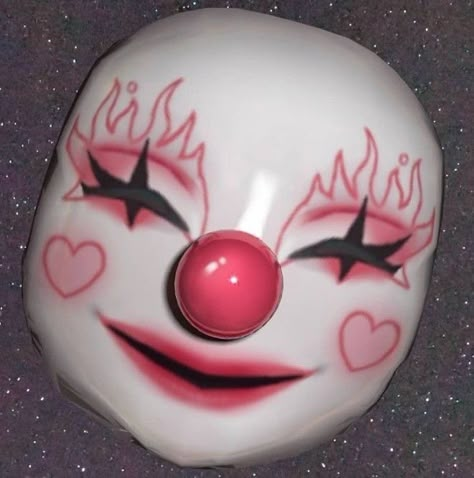 Clown Mask Drawing, Clown Makeup Looks Drawing, Mascaras Aesthetic, Clay Mask Ideas, Hello Kitty Mask, Clay Mask Art, Jester Makeup, Scary Clown Mask, Mascaras Halloween