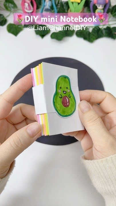 How To Make Mini Notebooks, Mini Book Ideas, How To Make A Paper Book, Cute Mini Drawing Ideas, How To Make A Book Out Of Paper, Paper Crafts Diy Kids Simple Easy, Cute Paper Crafts Easy, How To Make Mini Books, Cute Easy Crafts With Paper