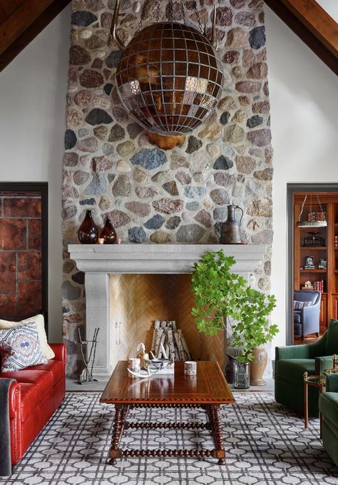 Living Room With River Rock Fireplace, Painted River Rock Fireplace, Rock Fireplace Decor, Riverstone Fireplace, River Rock Fireplace Makeover, Rock Fireplace Makeover, River Stone Fireplace, Fireplace Rock, Fireplace Outdoors