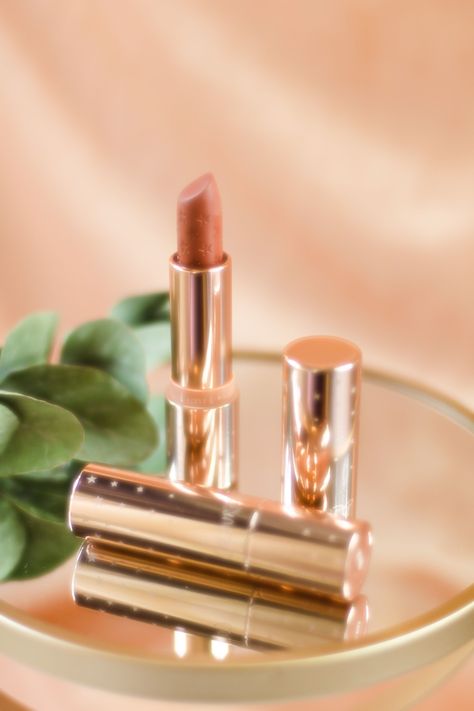 Lipstick and makeup photography.
Rose gold backdrop and packaging. Rose Gold Backdrop, Gold Lipstick, Gold Backdrop, Lipstick Set, Makeup Photography, Product Photography, Stock Photography, All In One, Skin Care