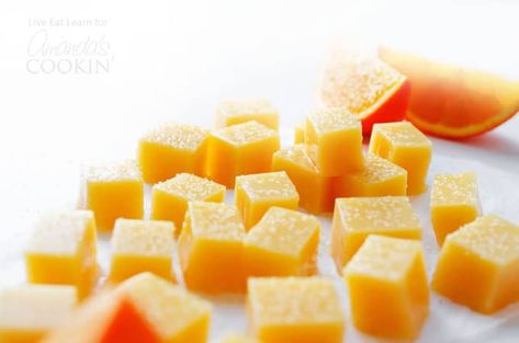 You can make your own Orange Creamsicle Homemade Gummies with just a few ingredients (and no fancy thermometers or steps required!) #gummies #creamsicle #homemade #orange #snacks #candy #homemadecandy Homemade Gummies, Gummies Recipe, Healthy Candy, Healthy Toddler Snacks, Vegan Gummies, Vegan Candies, Vegan Snack, Fiber Rich Foods, Orange Creamsicle