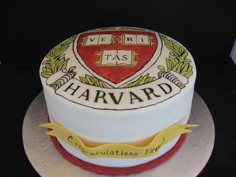 Harvard Acceptance, Strawberry Cake With Buttercream, Harvard Graduation, Graduation Party Desserts, Dream University, Starbucks Birthday, Grad Cake, Harvard Graduate, Cake With Buttercream