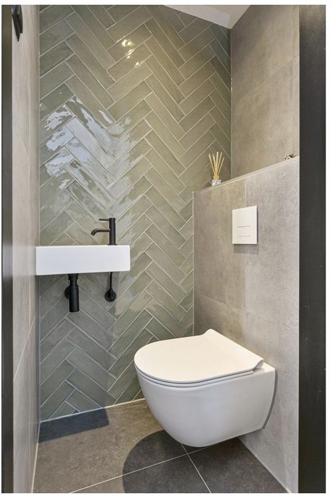 Master En Suite Bathroom, En Suite Bathroom Small, Small Wc Design, Small Guest Toilet, Guest Toilet Ideas, Small Ensuit, En Suite Bathroom Ideas, Ensuit Bathroom, Small Ensuite Ideas