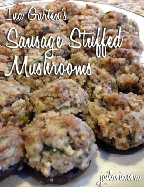 Sausage Stuffed Mushrooms, Mushroom Appetizers, Christmas Eats, Stuffed Mushroom, Easy Meal Ideas, Dinner Appetizers, Favorite Appetizers, How To Cook Sausage, Best Appetizers