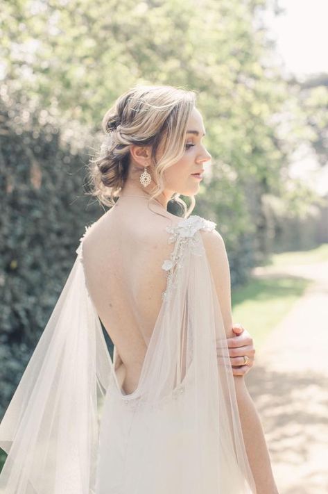 Veil Cape, Bridal Hair Up, Boho Veils, Cape Veil, Wedding Dress Tulle, Bridal Styled Shoot, Wedding Shawls, Tulle Cape, Lace Cape