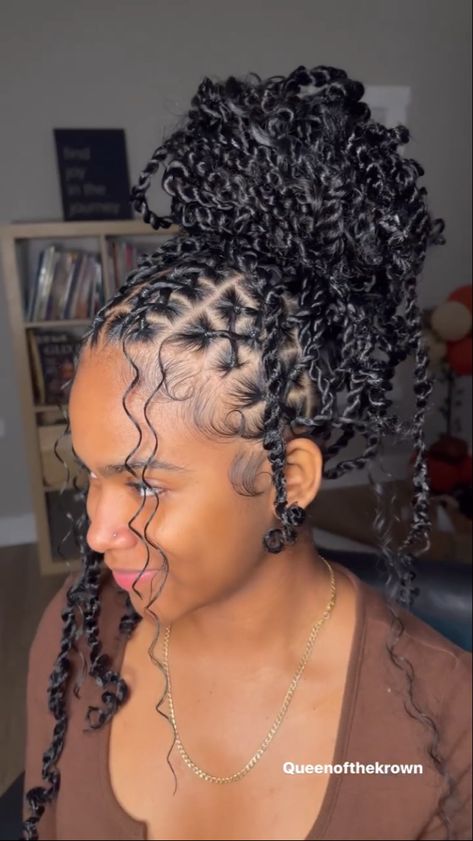 Criss cross passion twists Goddess Braids In A Bun, Cornrow Braid Designs, Birthday Braids, Styling Braids, Bday Hair, Baddie Hair, Passion Twists, Short Box Braids Hairstyles, Braids Ideas