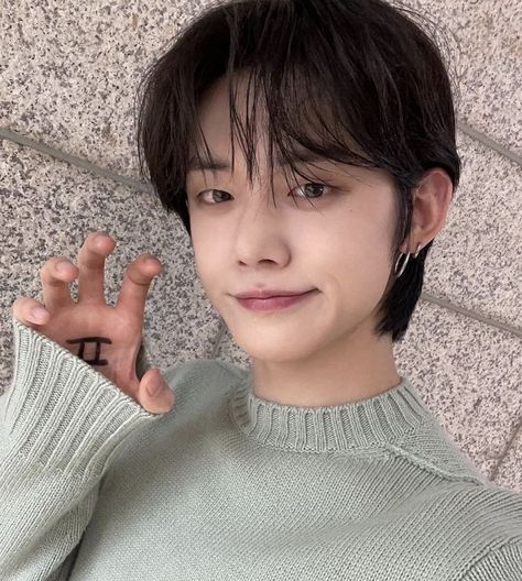 "your amazing"
"duh bitch."

( lower case intended)

( SWEARING )

➤ … #fanfiction # Fanfiction # amreading # books # wattpad Skz 9th Member, In Stray Kids, Yeonjun Icons, I Wanna Be Yours, Hair Icon, Choi Daniel, Ordinary Girls, Wanna Be Yours, Yeonjun Txt