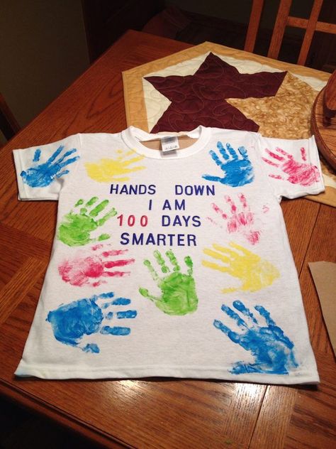 100 Days of School shirt ideas for kindergarten, first grade, and second grade. #100thdayofschool #100days 100th Day Of School Ideas, School Shirt Ideas, Handprint Shirt, 100 Days Of School Project Kindergartens, 100 Day Shirt Ideas, 100days Of School Shirt, 100 Días De Clases, 100th Day Of School Crafts, 100s Day