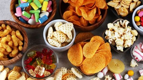 The #1 Worst Food That Increases Inflammation, According to a Dietitian | Eat This Not That Weight Watcher Snacks, Junk Food Recipes, Snacks Pretzels, Low Points Weight Watchers, Weight Watchers Snacks, Unhealthy Snacks, Nutter Butter, Eat This Not That, Fast Food Chains