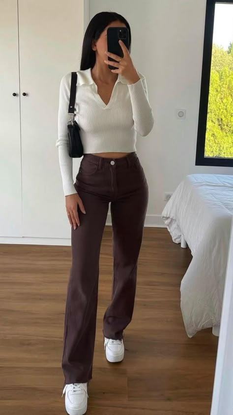 Uni Outfits, Neue Outfits, Outfit Chic, Looks Street Style, Brown Pants, Swaggy Outfits, Fall Fits, Date Outfits, Outfit Inspo Fall