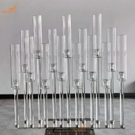 Diy Candelabra Centerpiece, Diy Candelabra, Wedding Candelabra, Candelabra Wedding Centerpieces, Candelabra Wedding, Glass Candelabra, Candelabra Centerpiece, Crystal Table, Crystal Wedding