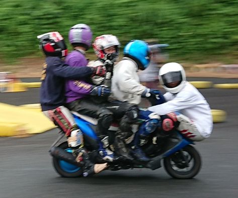 Two People On Motorcycle Reference, Motorcycle Two People, Racer Pose Reference, Riding Bike Reference, Person Riding Motorcycle, Funky Makeup, Art Style Challenge, Motorcycle Aesthetic, On Motorcycle