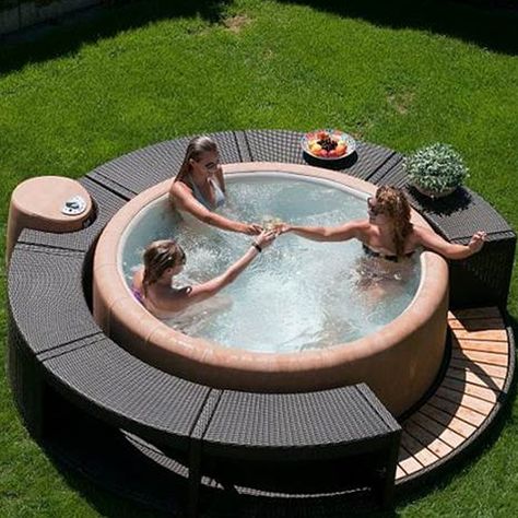 Hot Tub Bar, Portable Hot Tub, Outdoor Tub, Inflatable Hot Tubs, Jacuzzi Outdoor, Backyard Pergola, Hot Tub Outdoor, Hot Tubs, Garden Set