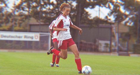 Kira Knightley, Beckham Hair, Kiera Knightly, Bend It Like Beckham, Sky Brown, Keira Knightly, Weightlifting Fairy, Soccer Goal, English Actresses