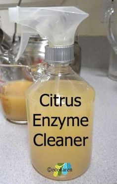 Citrus Cleaner, Homemade Cleaners Recipes, Enzyme Cleaner, Cleaner Recipes, Homemade Cleaning Products, Natural Cleaners, Household Cleaning Tips, Diy Cleaners, Cleaning Recipes