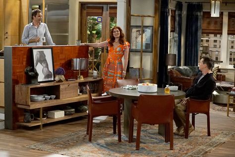 Debra Messing's New York Apartment Was Destroyed Right Before Filming Will & Grace | Architectural Digest Will Truman, Temporary Housing, Will And Grace, Shoes Too Big, Tv Decor, Lounge Design, Boho House, New York Apartment, Kate Middleton Style