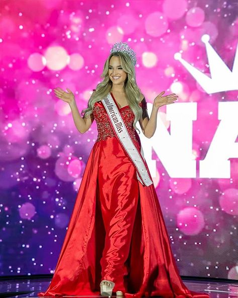 Top 10 Tips to Succeed at National American Miss - Pageant Planet Junior Miss Pageant, Pageant Aesthetic, National American Miss, Pageant Tips, Pageant Coaching, Pageant Life, Miss Pageant, Physical Beauty, Miss America