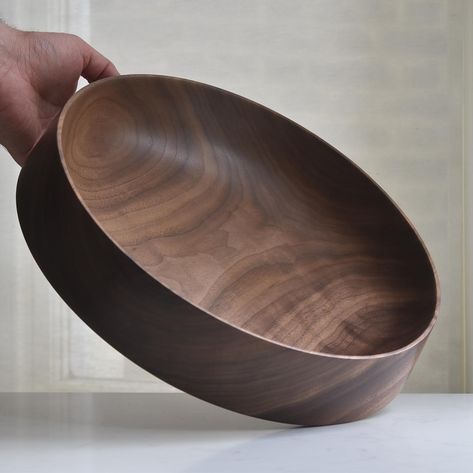 XL Køben Bowl in Stunning American Walnut. This one is from a few years ago now. Unfortunately the price and ability of planks wide and thick enough for bowls like this increased significantly following the pandemic and now they are very hard to come by and rather expensive too… . . . . . . #americanwalnut #woodenbowl #woodturning #birdandbranch_turnery_co #moderndesign #scandistyle #scandiinspired #onthetable #homeware #contemporarycraft #boliginspiration #minimaldesign #handmade Woodturning Art, Bird Branch, Wood Plates, Bowl Turning, Turning Projects, Lathe Projects, Wood Turning Projects, Bird On Branch, Contemporary Crafts