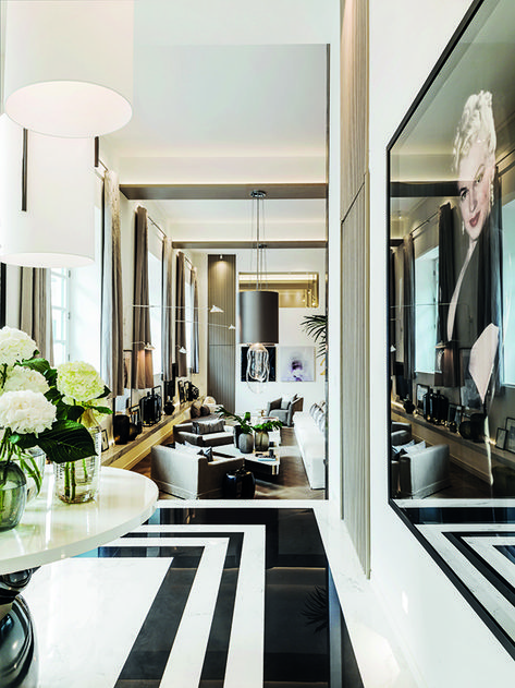 Contemporary Chic Living Room, Kelly Hoppen Interiors, Furnitur Ruang Keluarga, Kelly Hoppen, Room Furniture Design, Inside Interiors, Design Apartment, Chic Living Room, Interior Modern