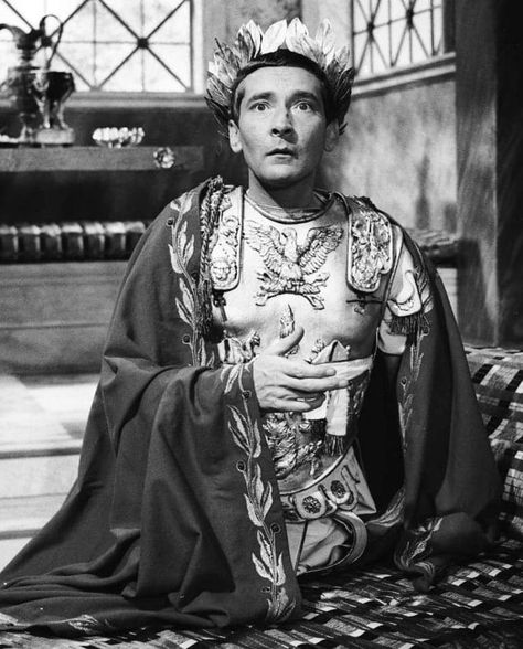 Carry On Cleo, Kenneth Williams, British Movies, One Last Time, Fantasy Concept Art, Classic Films, Night In, Movie Stars, Vintage Photos