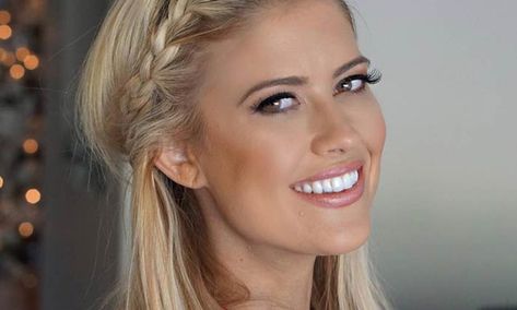 Christina Anstead has shared the sweetest photo of herself cuddled up to her ten-year-old... Christina Hall Diet, Christina On The Coast, Christina Anstead, Christina Hall, Black Bean Brownies, Touching Photos, Sweet Photo, Healthy Balanced Diet, Big Smiles