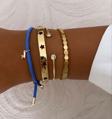 Embrace the elegance. #VanCleef #AffordableLuxury #ElegantAccessories #TimelessBeauty #GlamourOnABudget #FashionForward Dark Blue Jewelry, Cute Ear Piercings, Summer Bracelets, Jewelry Fashion Trends, Stacked Jewelry, Jewelry Lookbook, Elegant Accessories, Blue Jewelry, Luxury Accessories