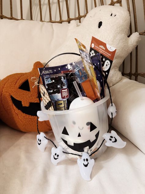 Toddler boy boo basket idea Boo Basket, Toddler Boys, Glow In The Dark, The Darkest, Baby Toddler, Halloween