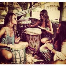 Mundo Hippie, Style Hippie Chic, Drum Circle, Moda Hippie, Estilo Hippy, Sup Yoga, Boho Life, Estilo Hippie, Hippie Life