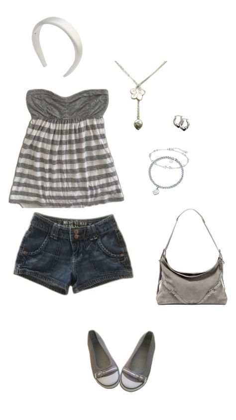 outfit fit cute ootd grey shorts cutesy aesthetic cute brandy brandy melville downtown girl aesthetic coquette Cutesy Aesthetic, Cute Ootd, Downtown Girl Aesthetic, Aesthetic Coquette, Aesthetic Cute, Grey Outfit, Downtown Girl, Star Girl, Grey Shorts