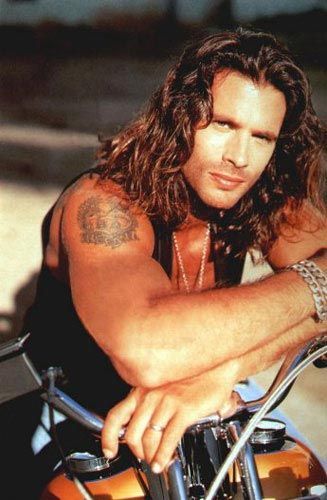 Lorenzo Lamas Renegade Tv Show, Lorenzo Lamas, Tattoo Pictures, The Bold And The Beautiful, Wild Hair, Great Tv Shows, Celebrity Tattoos, Bold And The Beautiful, Jon Bon Jovi