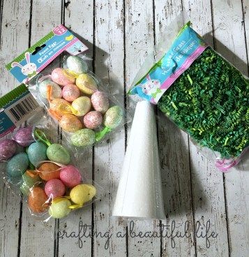 Easter Egg Centerpiece, Easter Diy Decorations, Easter Tree Diy, Diy Decorations Ideas, Easter Crafts Dollar Store, Dollar Tree Easter Crafts, Crafts Dollar Store, Diy Tree Decor, Easter Egg Tree