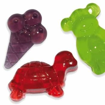 Homemade Gummy Bears, Bon Bon Candy, Candy Wafers, Food Wallpaper, Party Treats, Cooking Show, Food Humor, Homemade Chocolate, Gummy Bears