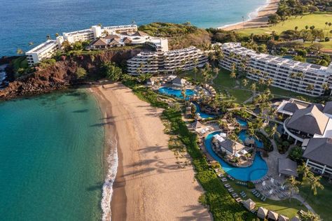 At the foot of the historic Black Rock overlooking Ka’anapali Beach and the Pacific Ocean, the Sheraton Maui Resort & Spa offers an outdoor pool, 3 tennis... Hawaii Airport, Westin Maui, Kaanapali Maui, Maui Hotels, Maui Resorts, Kaanapali Beach, Resort Lifestyle, Marriott Resorts, Maui Beach