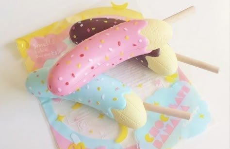 Banana Squishy, Colored Chocolate, Kawaii Squishy, Chocolate Covered Bananas, Kawaii Core, Kawaii Things, Cute Core, Candy Girl, On A Stick