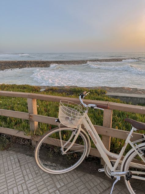 Summer Feeling, Beach Aesthetic, Nature Aesthetic, Pretty Places, Beach Vibe, Bike Ride, Summer Aesthetic, Beach Life, Dream Life