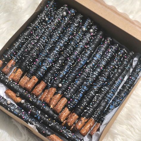 Space Pretzel Rods, Galaxy Theme Dessert Table, Space Themed Rice Krispies, Galaxy Pretzel Rods, Galaxy Dessert Table, Space Themed Meals, Galaxy Gender Reveal, Space Theme Treats, Space Theme Desserts