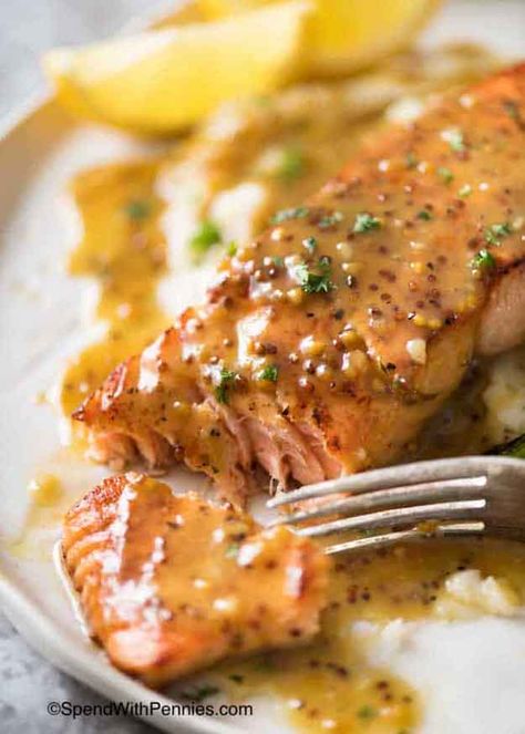 Honey Mustard Salmon | Healthy Dinner Recipes Under 600 Calories To Try Today Salmon Mustard, Honey Mustard Salmon Recipes, Honey Mustard Salmon, Mustard Salmon, Spend With Pennies, Grilled Salmon, Baked Salmon, Fish Dishes, Honey Mustard