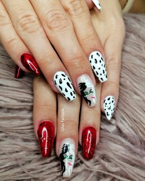 30 Disney-Inspired Nail Looks That Are Perfect For Hitting The Parks - 252 Cruelly Deville Nails, Cruella Inspired Nails, Cruella Nail Art, Cruella Deville Nails, Cruella Nails, Childhood Disney, Wild Nails, Clear Glitter Nails, Disney Inspired Nails