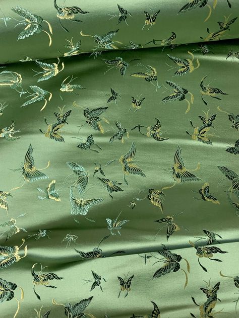 Types Of Clothes Fabrics, Dresses By Texture, Fabric Texture Pattern, Green Butterflies, Silk Brocade Fabric, Silk Set, Fashion Sketchbook, Gold Dragon, Tapestry Fabric