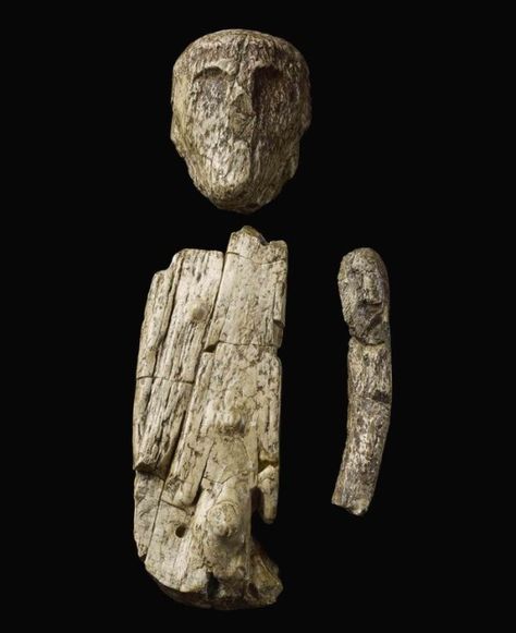 “This is the oldest known puppet. Sculpted in woolly mammoth ivory ~26,000 years ago, it was found placed in a grave in what is now Brno in the Czech Republic“... Paleolithic Art, Mammoth Ivory, Woolly Mammoth, Prehistoric Art, Art Premier, Archaeological Finds, Art Ancien, The Czech Republic, Brno