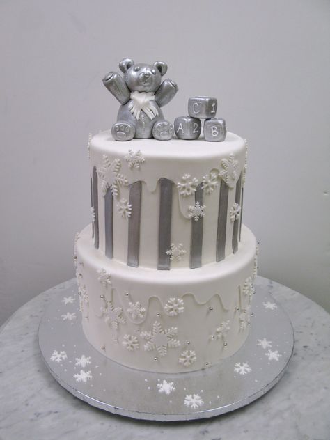 Cute silver bear with snowflakes cake December Gender Reveal, Snowflakes Cake, Snowflake Cake, Silver Bear, Gender Reveal Cake, Christmas Cakes, Specialty Cakes, Uniform Fashion, Baby Cake