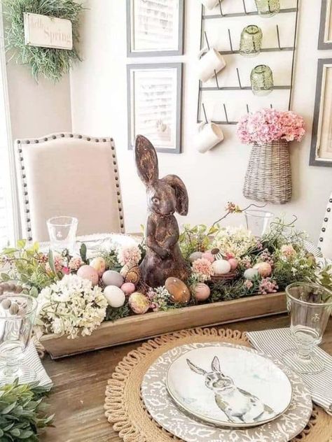 Simple Easter Decor, Easter Bunny Centerpiece, Easter Table Setting, Diy Osterschmuck, Easter Arrangement, Tafel Decor, Season Decor, Spring Centerpiece, Easter Table Settings