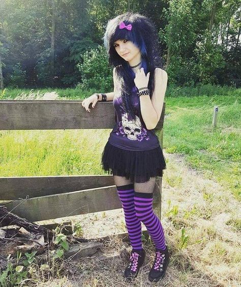 Emo Outfits 2000s, Scene Kid Outfits, Scene Girl Outfits, Scene Girl Fashion, Emo Scene Outfits, Scene Girl, Fashion 2000s, Outfits 2000s, Scene Outfits