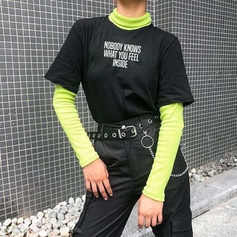 Aesthetic Clothes Boys, Egirl Fashion, E Girl Outfits, Egirl Outfits, Aesthetic Grunge Outfit, Tumblr Outfits, Aesthetic Shirts, 90s Grunge, Alternative Outfits