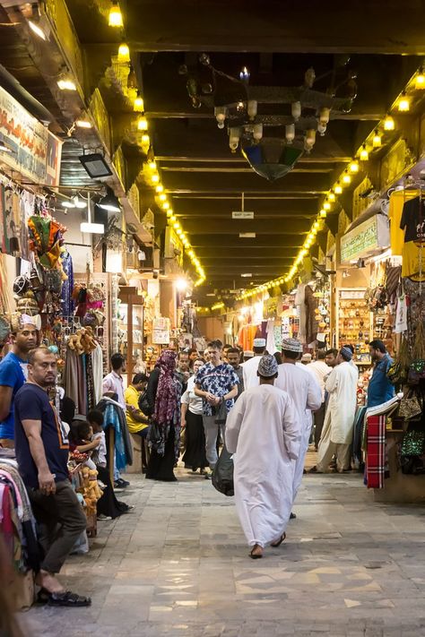 Mutrah Souk is the go-to place for the best souvenirs. Right from antiques, Arabian gems, silver jewellery to traditional Omani clothes, you can barter for everything. One of the best markets in Muscat in Oman, Muttrah Souk also has kumma (Omani caps) and essential oils. Beach Destinations, Best Kept Secret, Muscat, Best Resorts, Destin Beach, Adventure Tours, Vacation Packages, Travel Tours, Mexico Travel