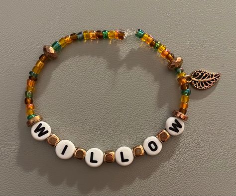 Make Friendship Bracelets Taylor Swift, So Make The Friendship Bracelets Taylor Swift, Taylor Swift 13 Bracelet, Taylor Swift Eras Your Bracelet, Willow Friendship Bracelet, Bracelet Patterns Taylor Swift, Diy Taylor Swift Bracelet, Eras Tour Bead Bracelets, Funny Eras Tour Bracelet Ideas